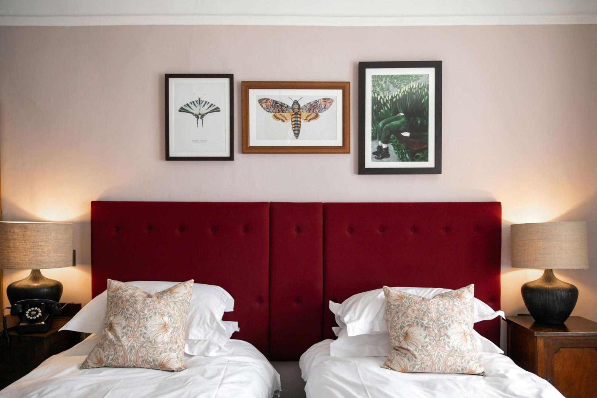 The Lamb Inn Hindon Экстерьер фото