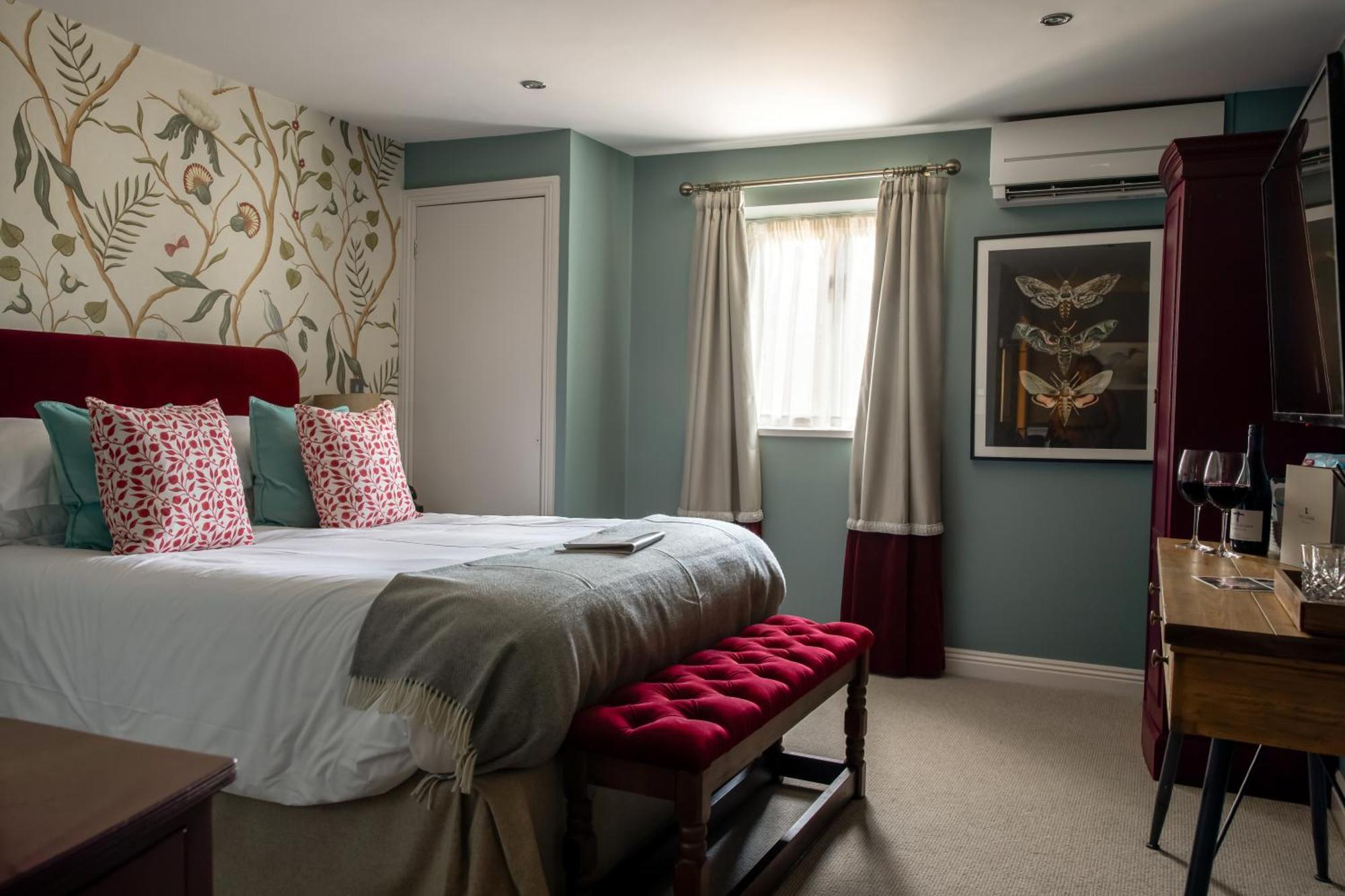 The Lamb Inn Hindon Экстерьер фото