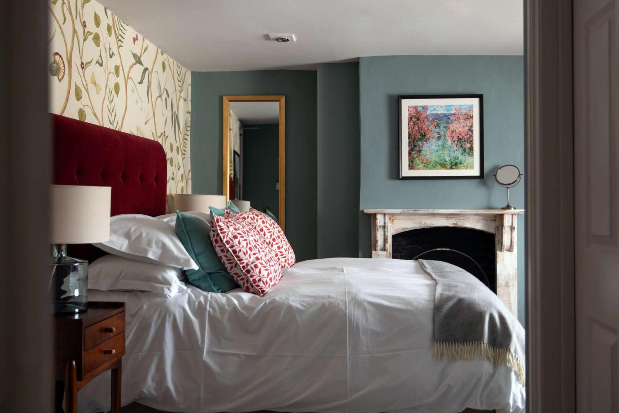 The Lamb Inn Hindon Экстерьер фото