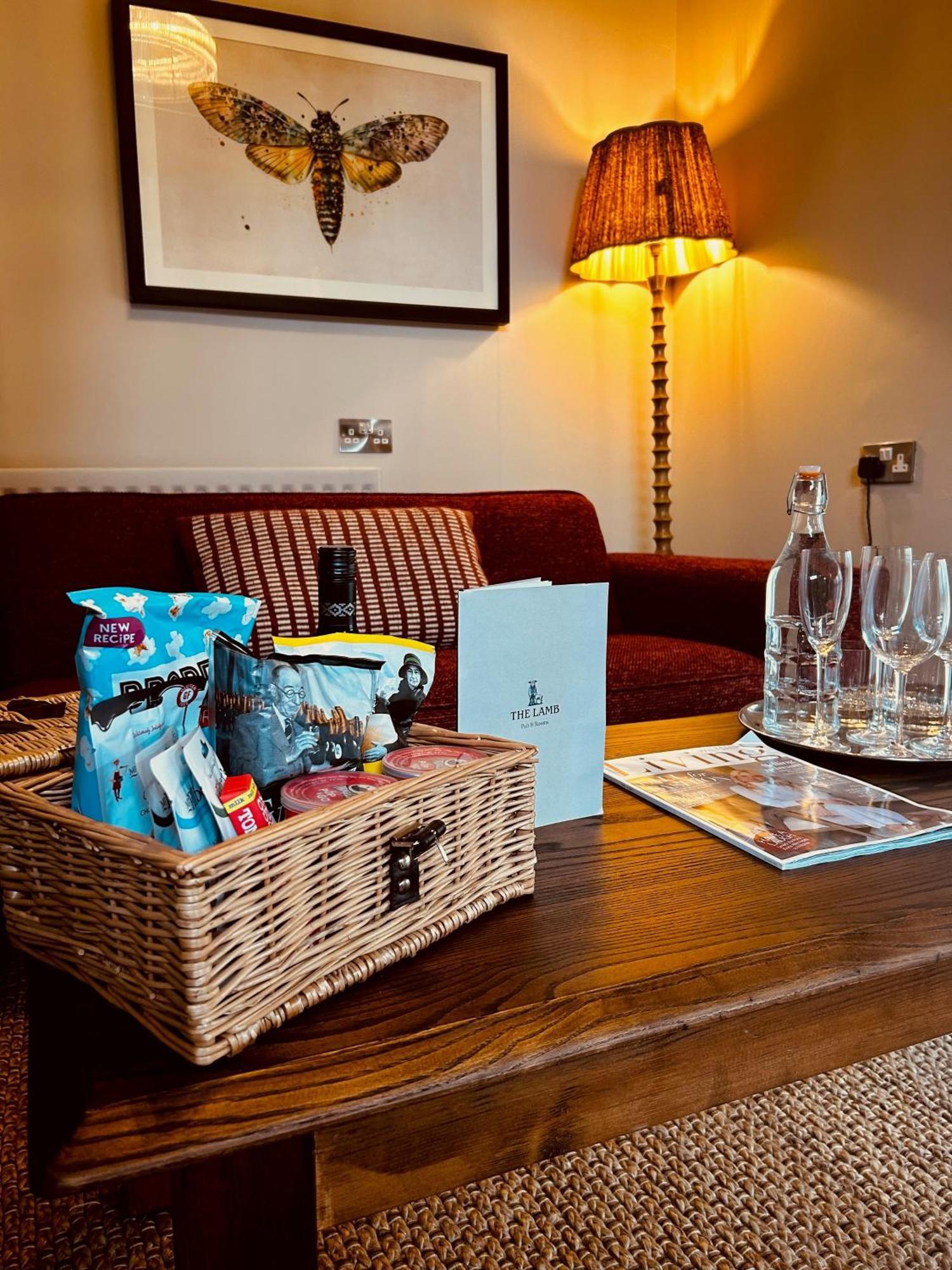 The Lamb Inn Hindon Экстерьер фото